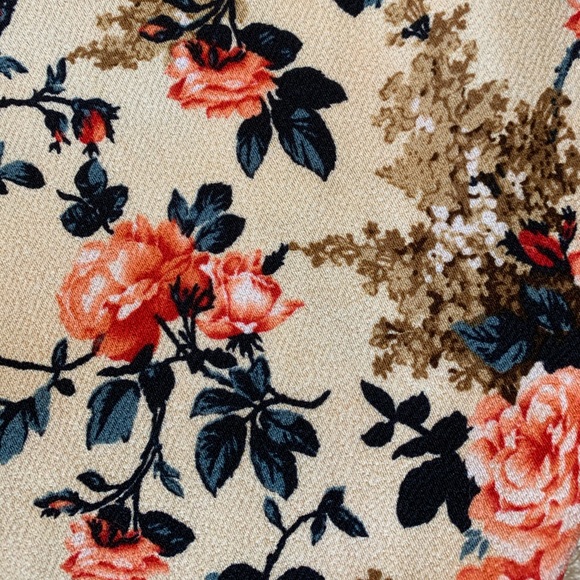 Floral Dress from Fashion Nova - Picture 6 of 6